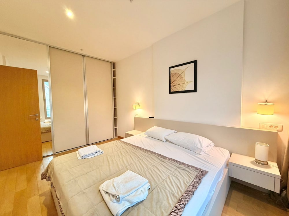 Aurelio Central Residences