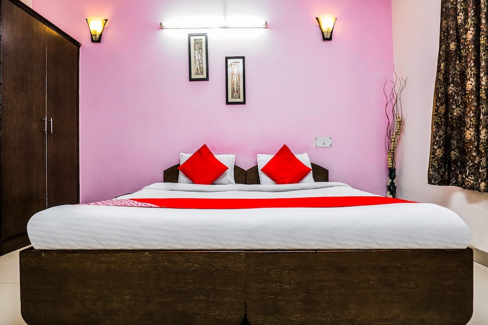 OYO 457 Hotel Mittal Residency