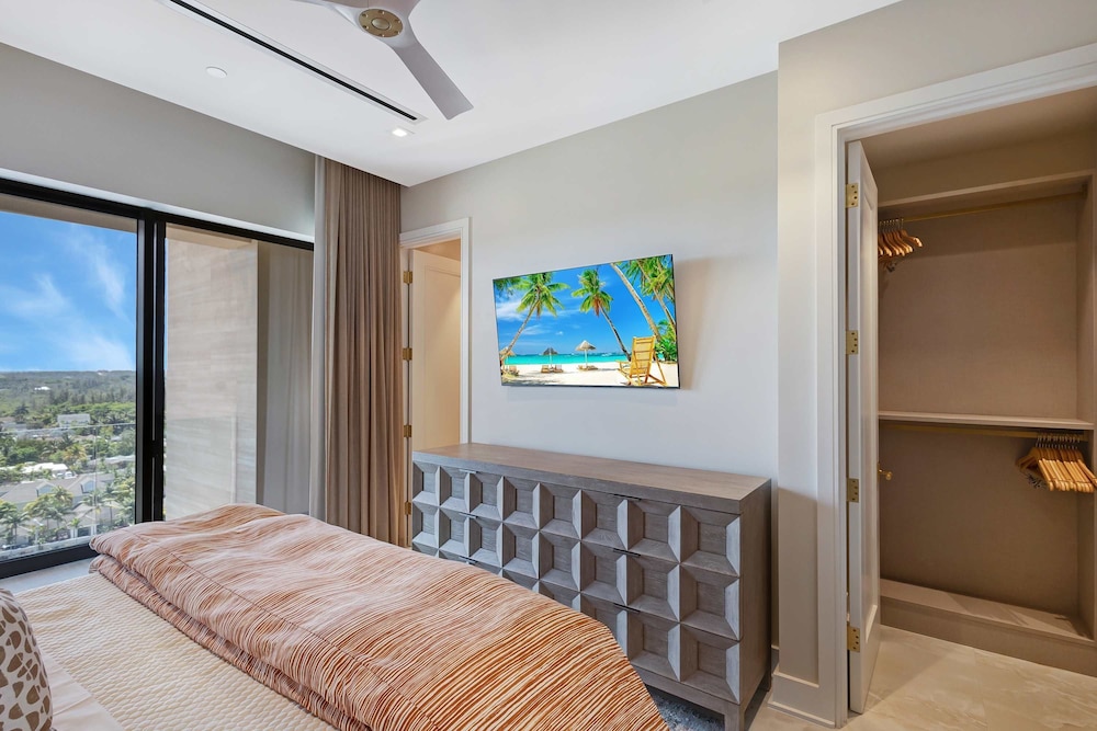 Aqualina 1101 Penthouse