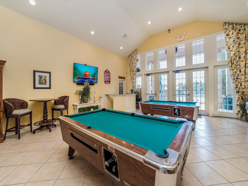 Ec21ha - 3 Bedroom Townhome In Villas at Seven Dwarfs Lane, Sleeps Up To 6, Just 6 Miles To Disney