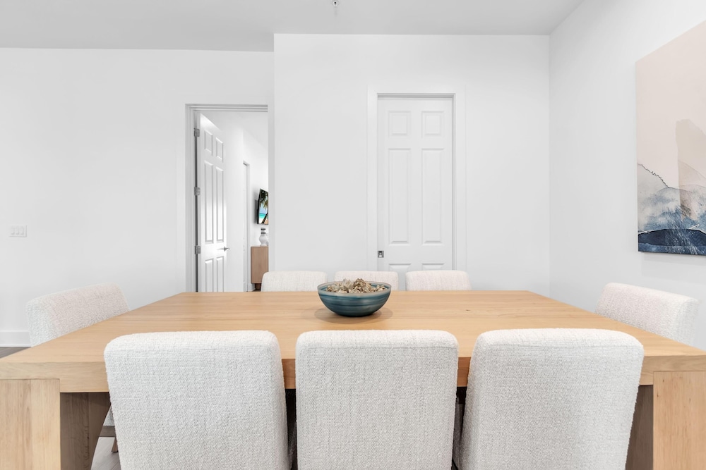 Azul Townhomes A4 - Sunset