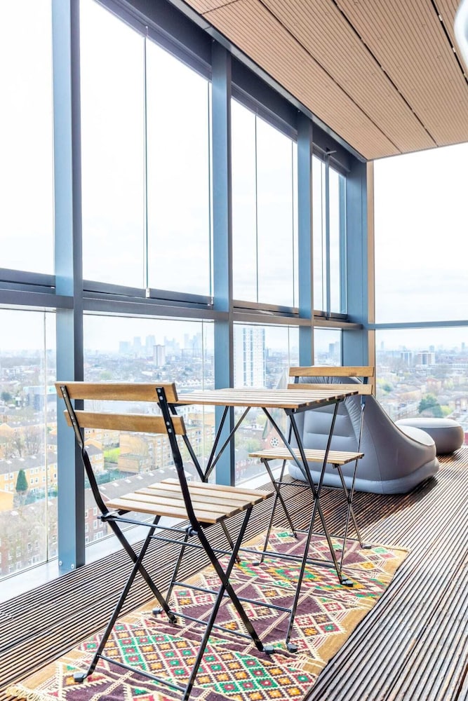 Quirky 1BD Flat W/gym & City Views Dalston!