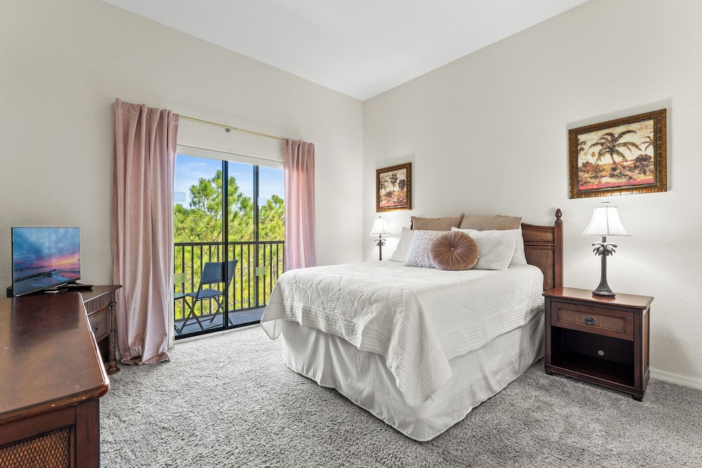 Slice Of Sunshine At Caribe Cove