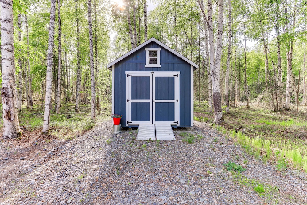 Charming Alaska Vacation Rental w/ Gas Grill! view 2