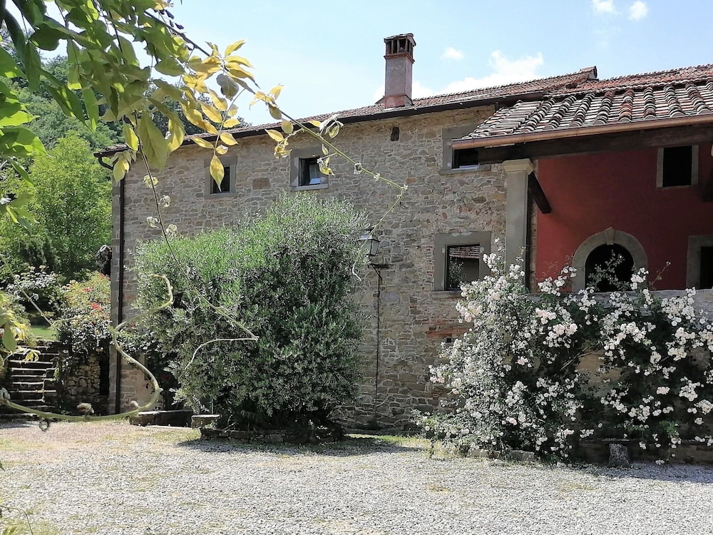 Comfy Home in San Godenzo With Lake Nearby view 3