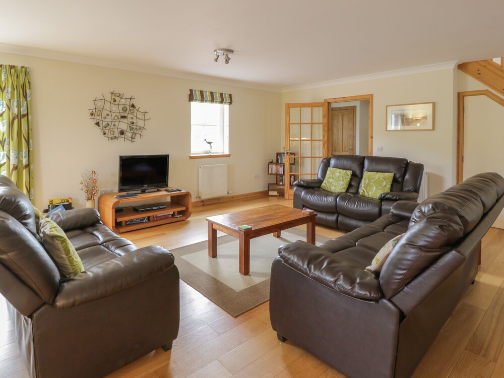Lon Cottage