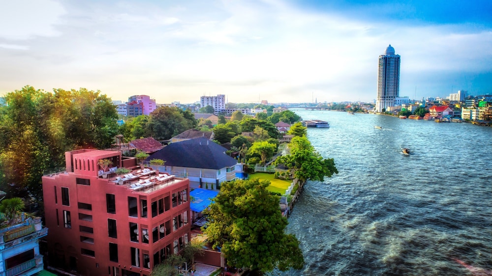 Amdaeng Bangkok Riverside Hotel 69