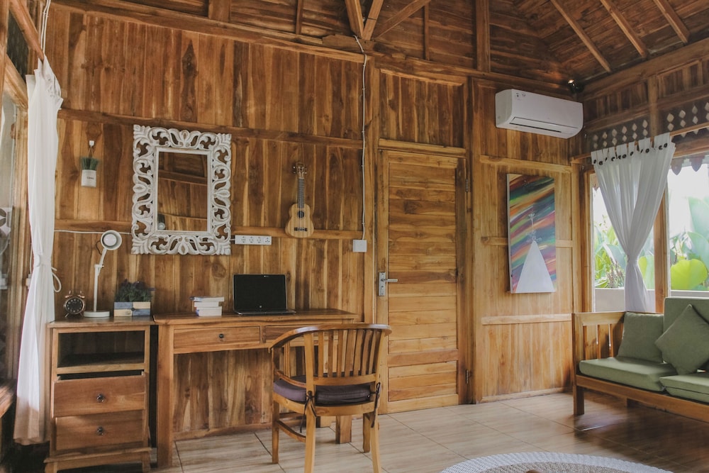 SUNSET VILLAS AND BUNGALOWS