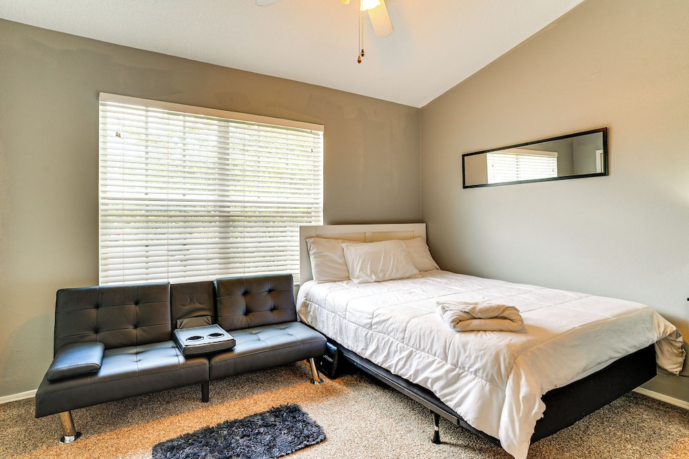 Shop, Golf & More: Family Retreat in Wesley Chapel