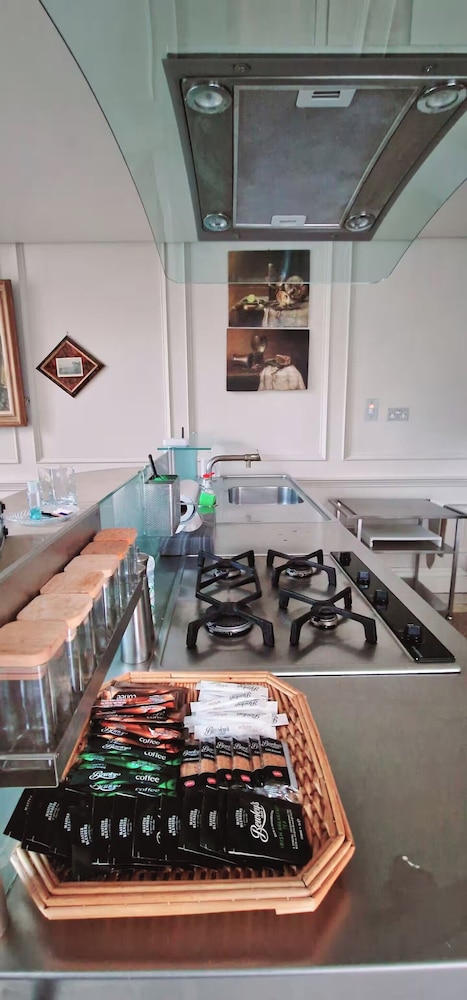 118 A Perfect Blend of Charm and Luxury