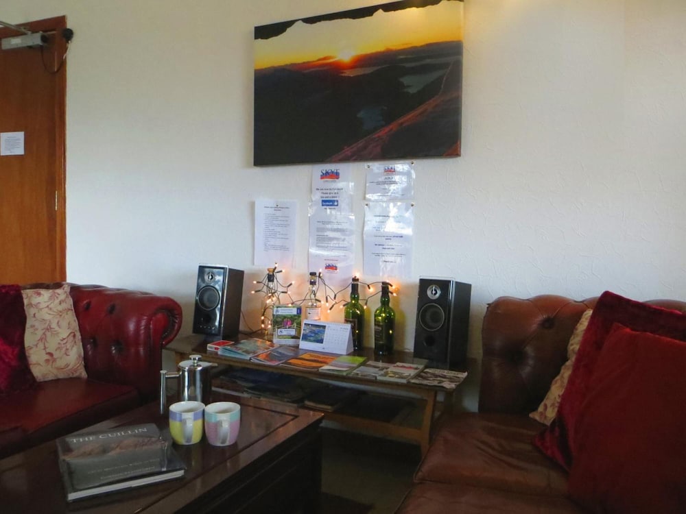 Skye Basecamp - Hostel