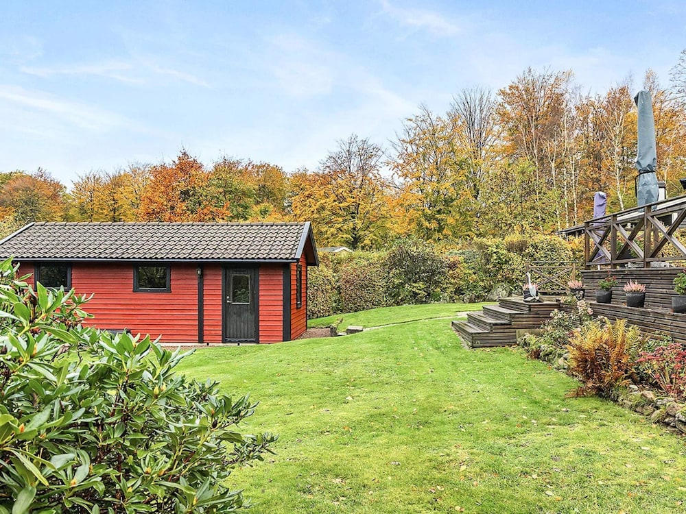 6 Person Holiday Home in Hjarnarp