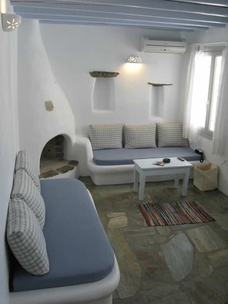 Vega Apartments