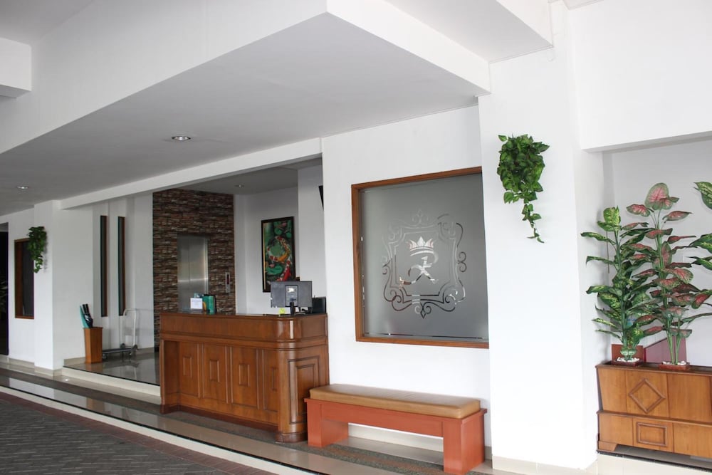 Ratu Homestay Malang view 3