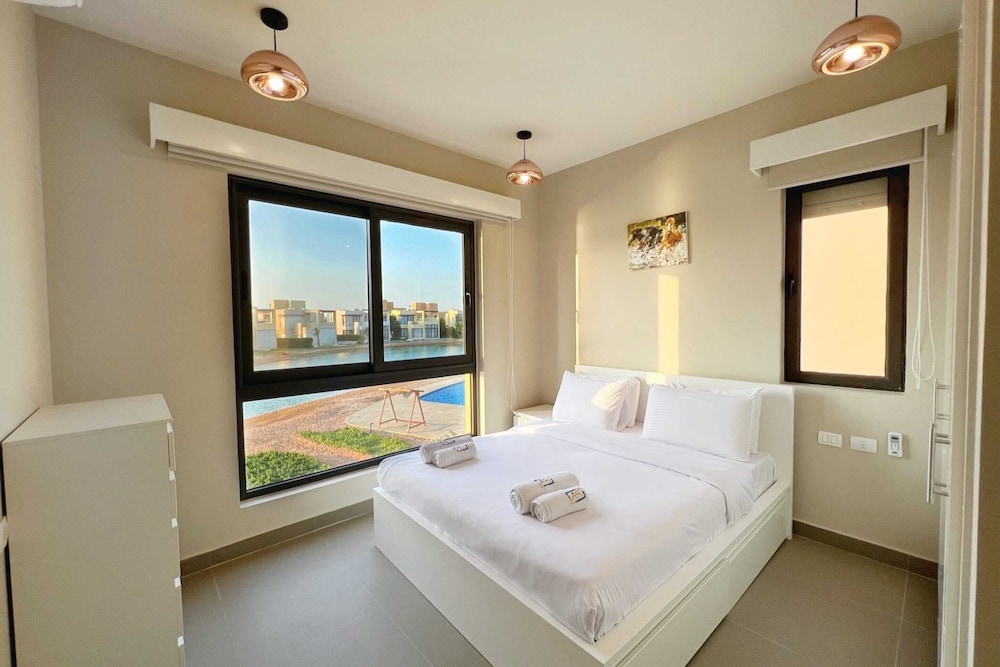 Xuru Stays I Eclectic 2 BDR Twin House @ Tawila El Gouna