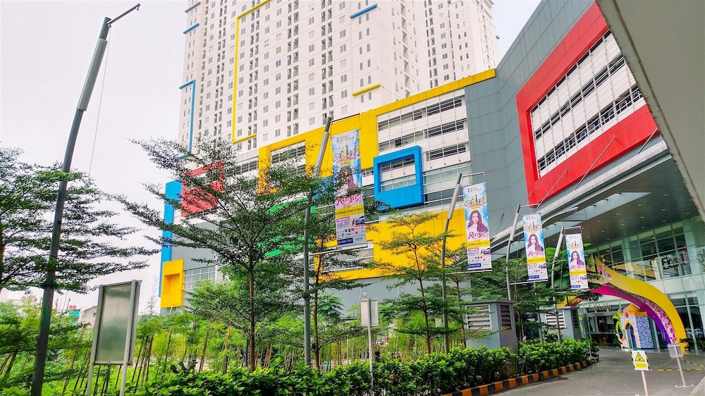 Best Deal Bassura Studio Apartment