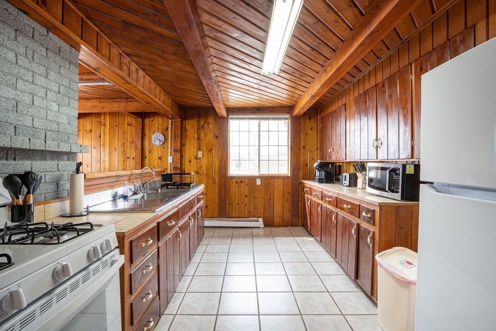 Fife Lake Retreat - Property Image 38