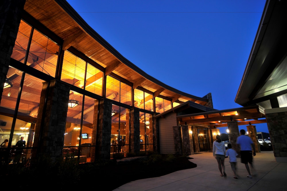 Wilderness at the Smokies - Stone Hill Lodge