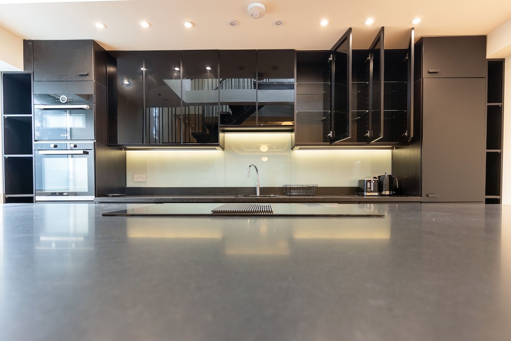 Elegant 5bdrm Townhouse in Camden