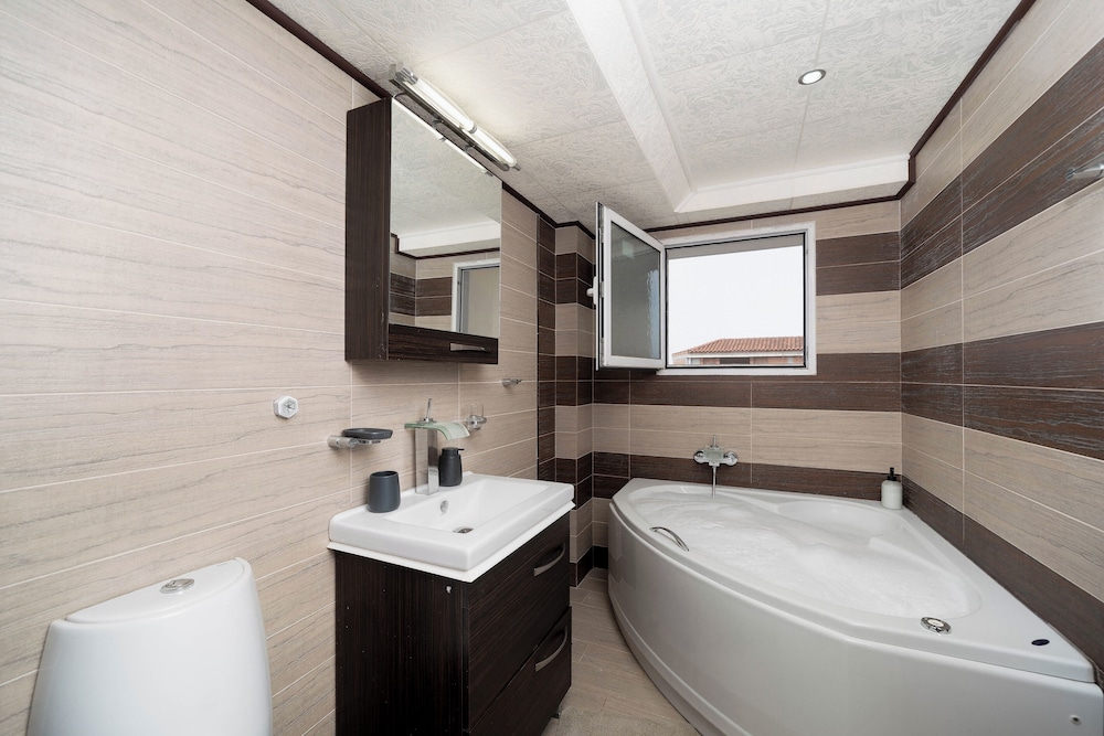 Terminal Square Suites