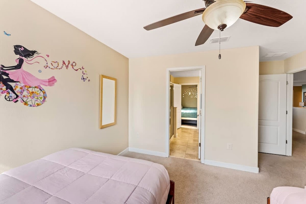 Game Room Large Pool 9BR Disney Area