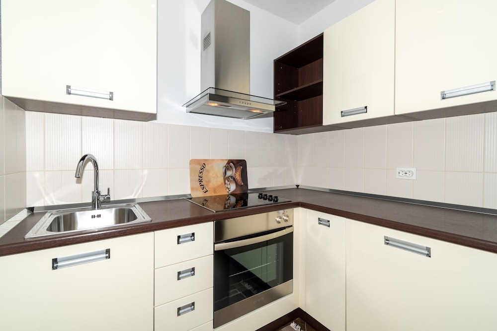 Trstenik Beach apartment