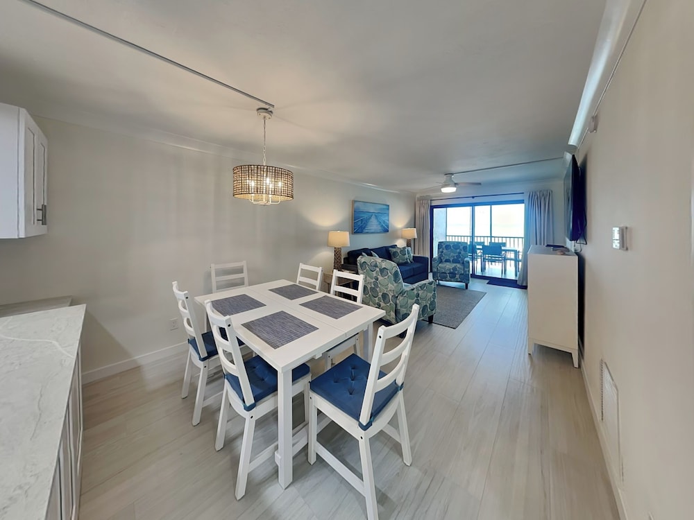 Seaside 1 by Distinctive Beach Rentals
