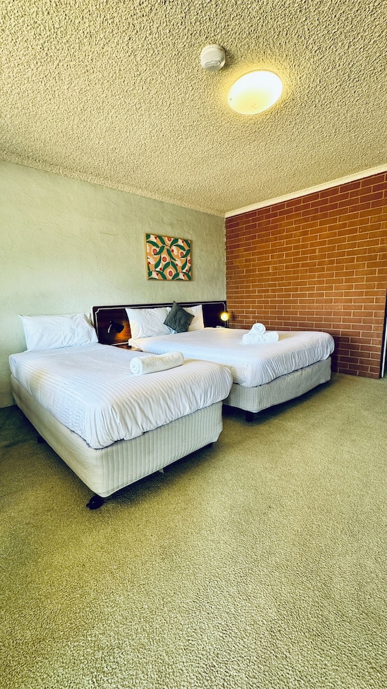 Junction Motel Wagga