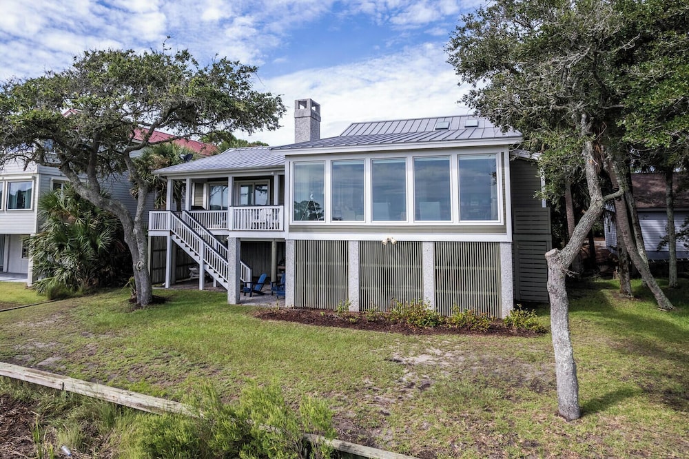 111 Cardinal Crest