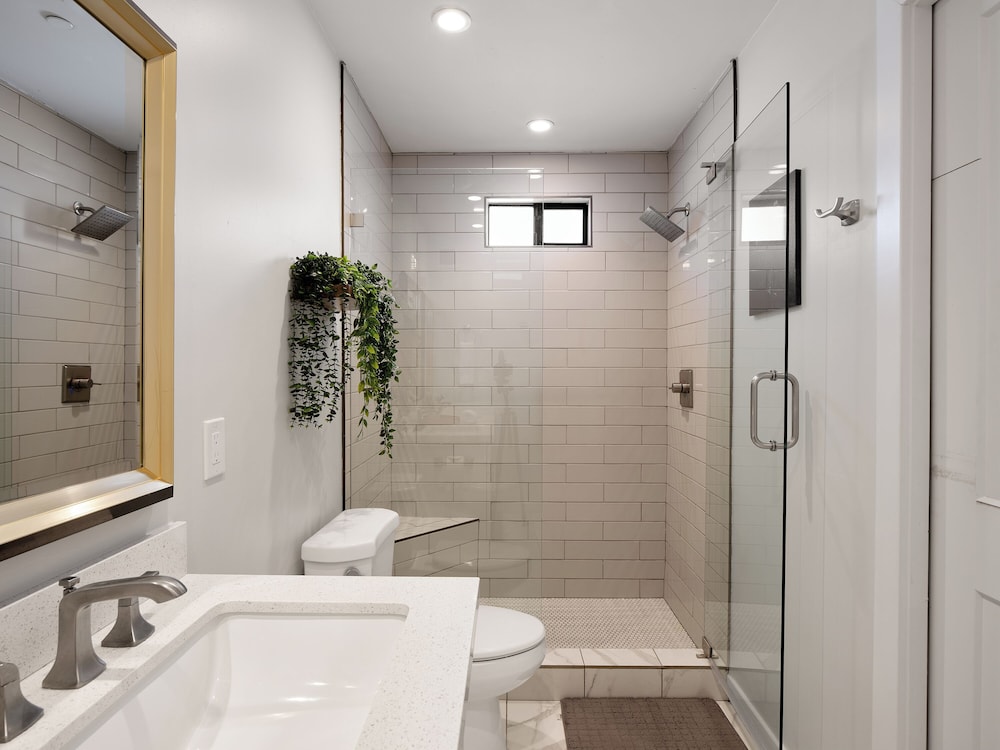 Sunset - Private Pool & Spa - Walk to Old Town