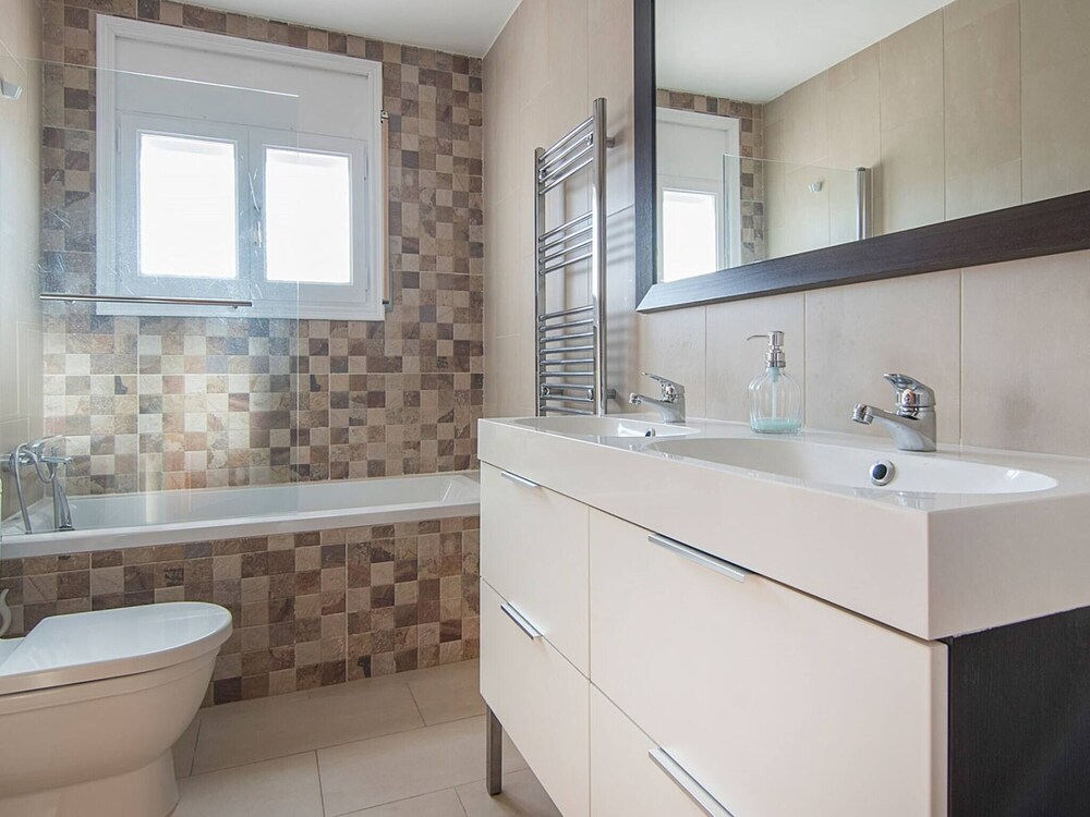 Beach In Cambrils Villa With Private Pool