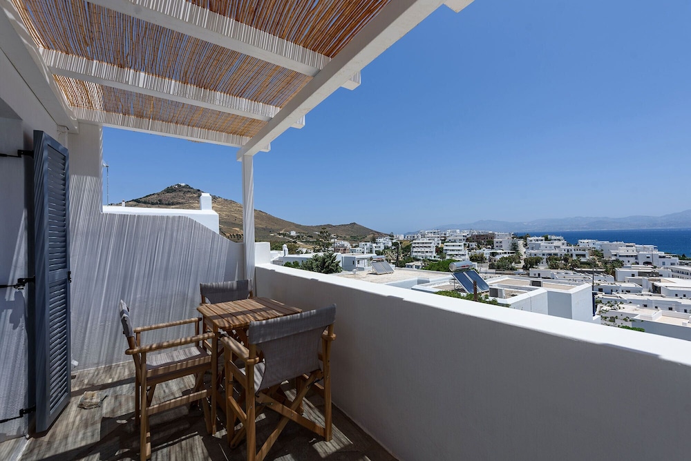Phaedrus Living Paros Residences 9