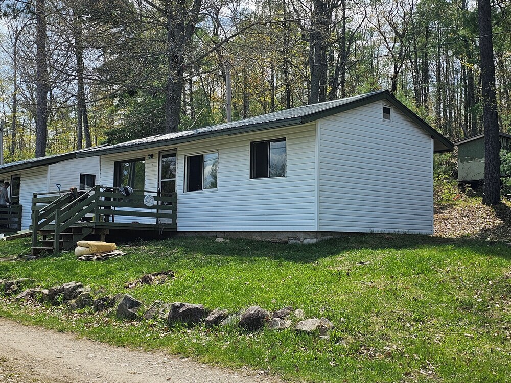 Mazinaw Lakeside RV Park & Campground