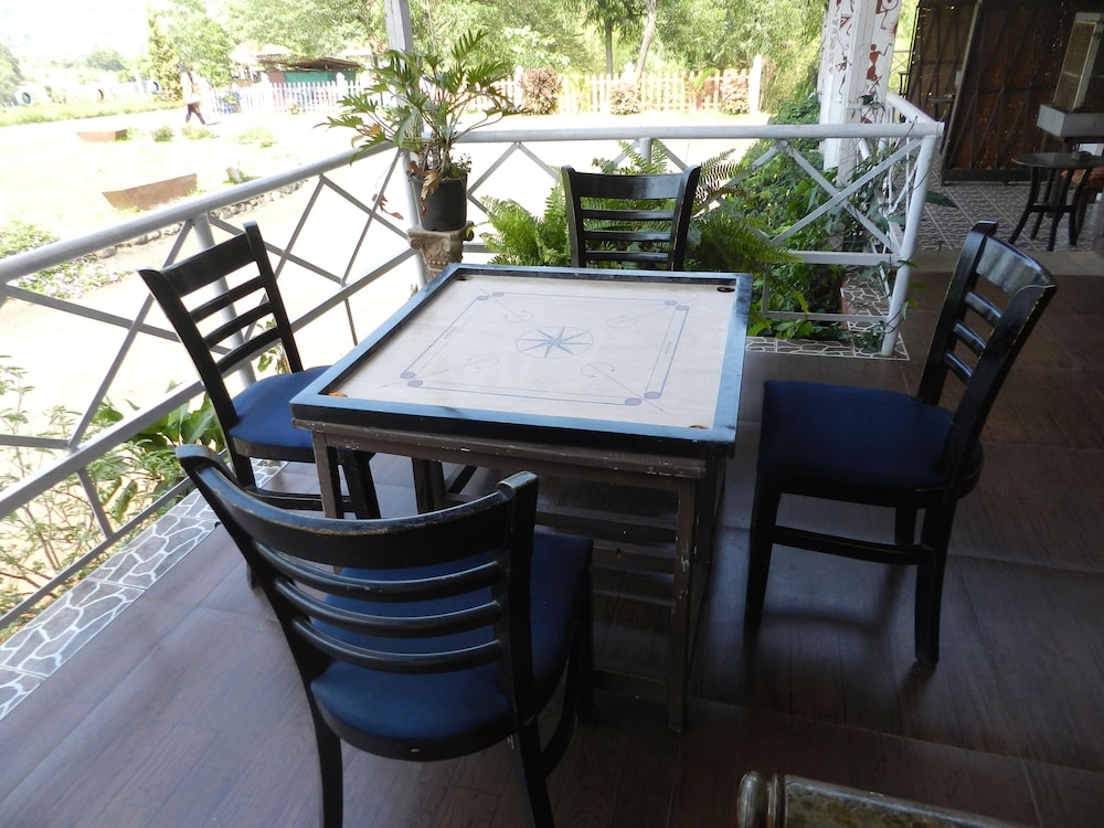 Hotel Sawai Mansing Hill Resort