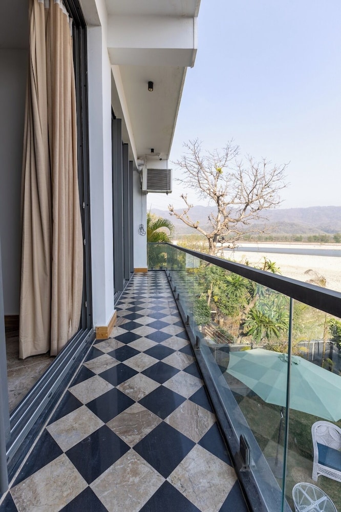Heartland Ganga View Villa Jacuzzi &lift