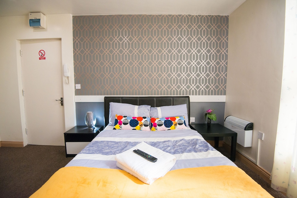 Snooze Apartments Flat 51