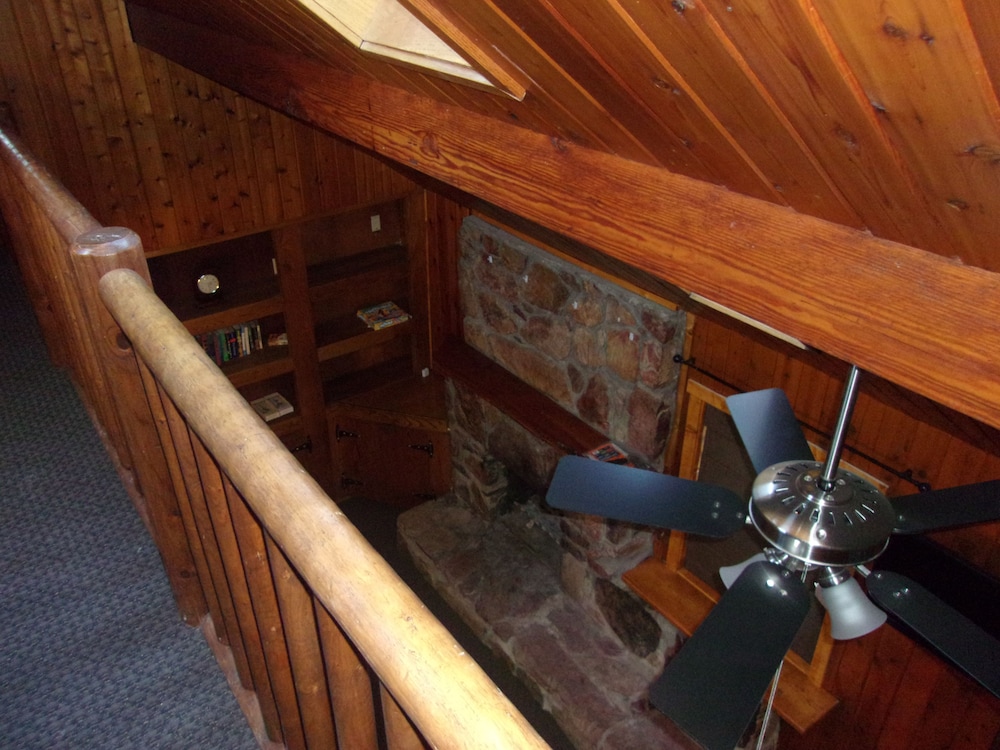 Embers Lodge and Cabins