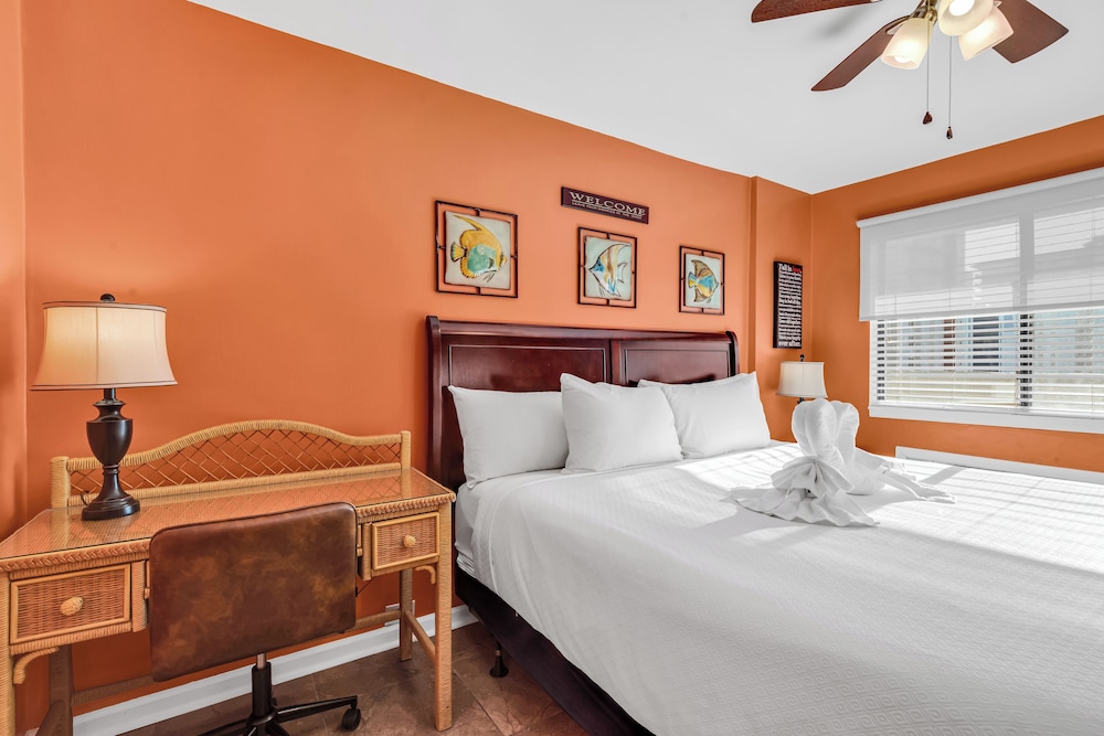 Bluewater Resort 1012