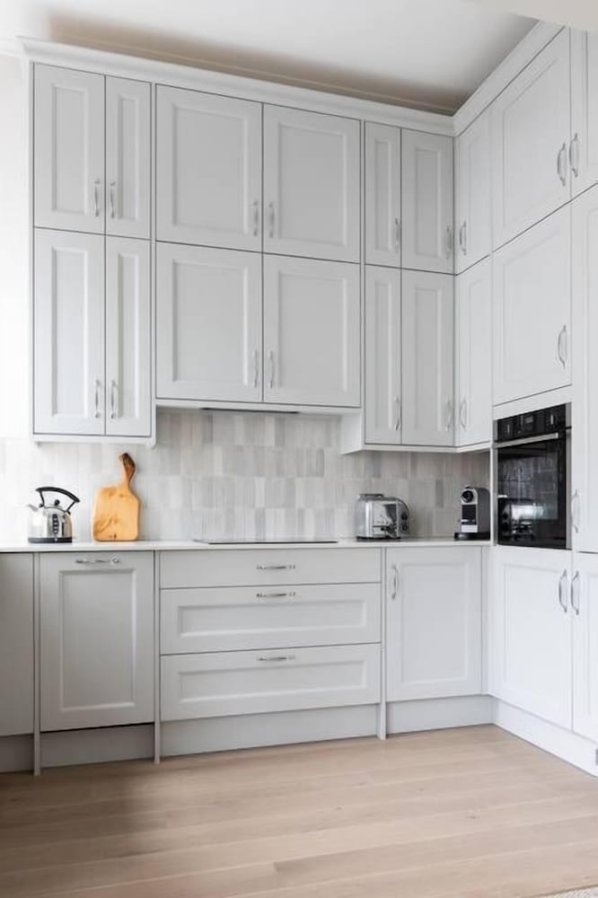 Coleherne Road III by Onefinestay
