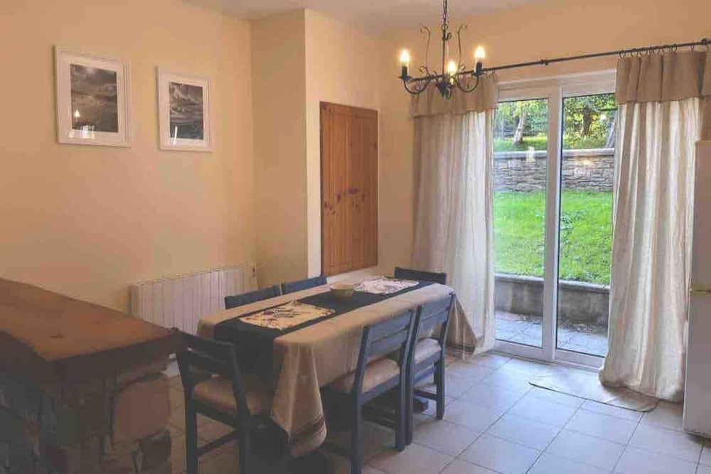 Molaga Street Retreat - 3 Bedroom House