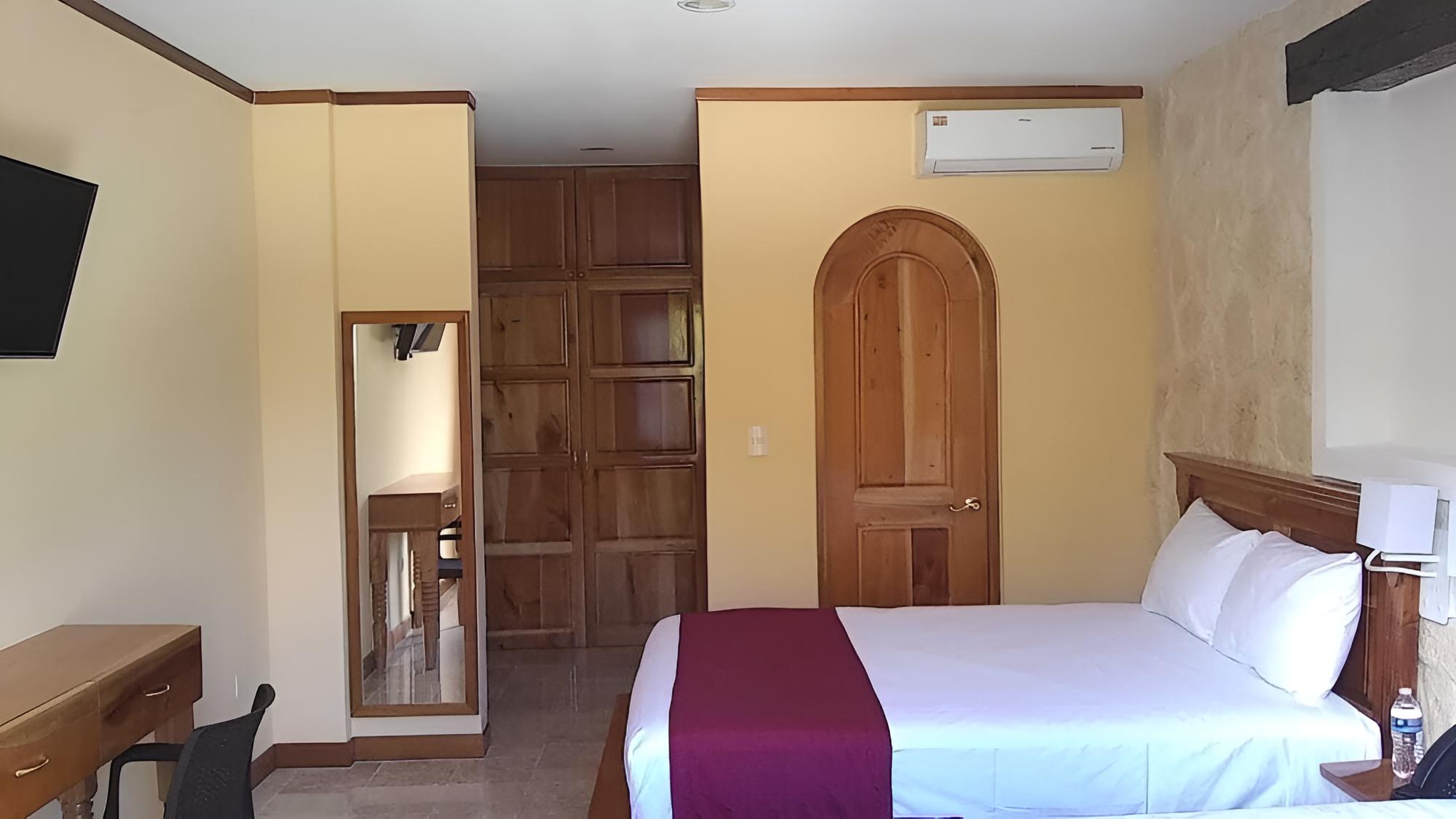 Cancun International Suites