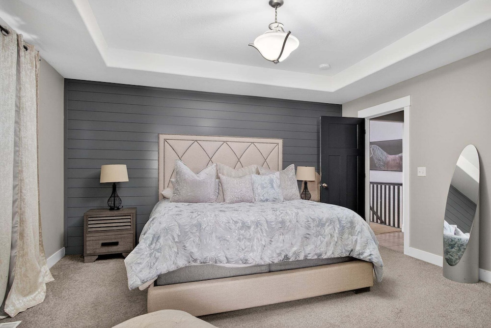 Modern 6br Home Near Park City 6 Bedroom Home
