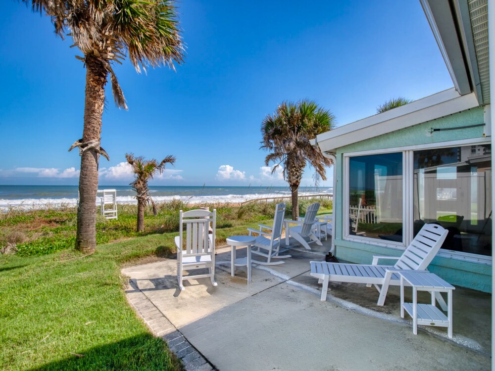 Sunrise Cottage By the Sea