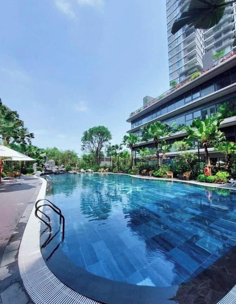 Sakura Homestay - Landmark Ecopark