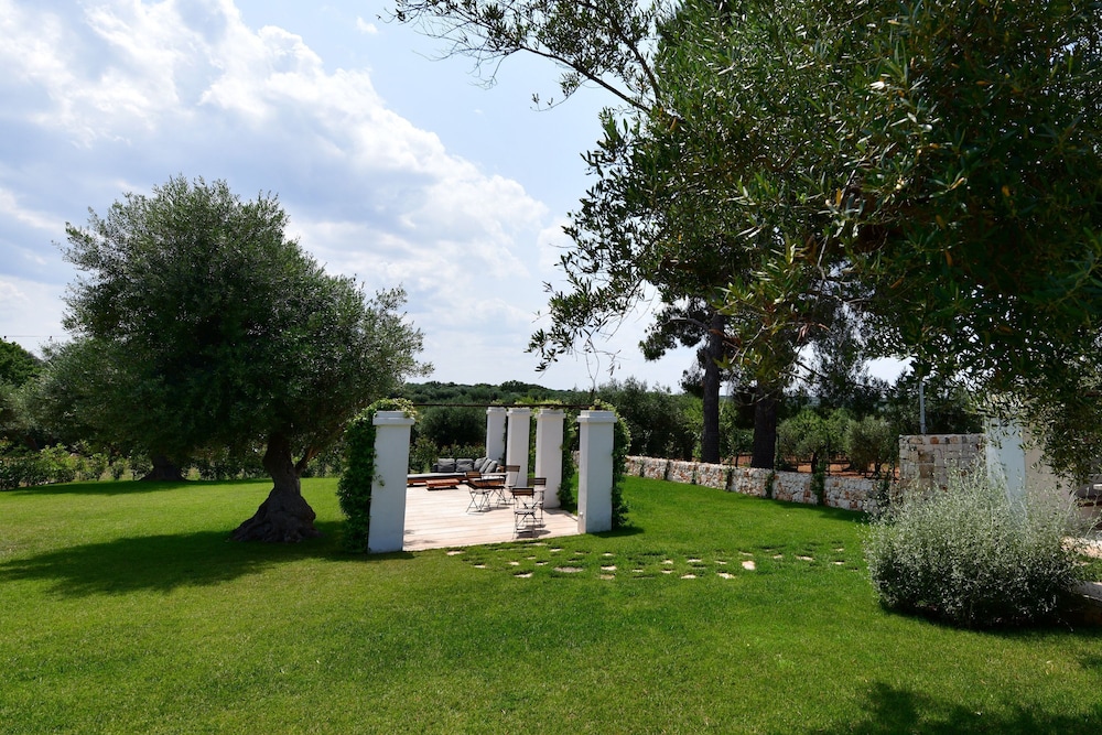 IL Trullo Bianco - Country House SPA