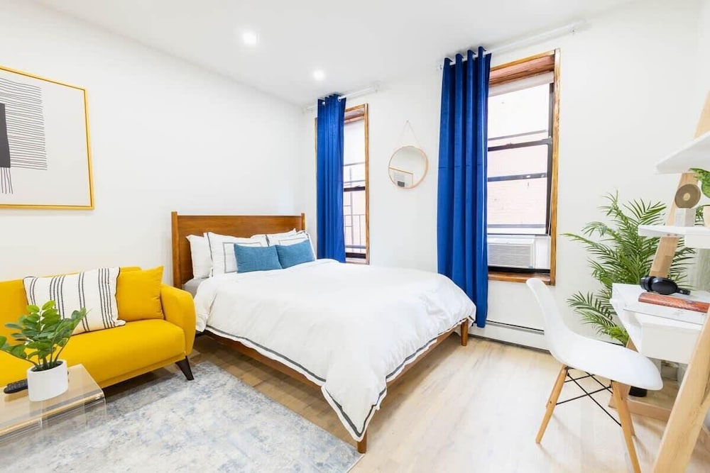 1597 New York Apt