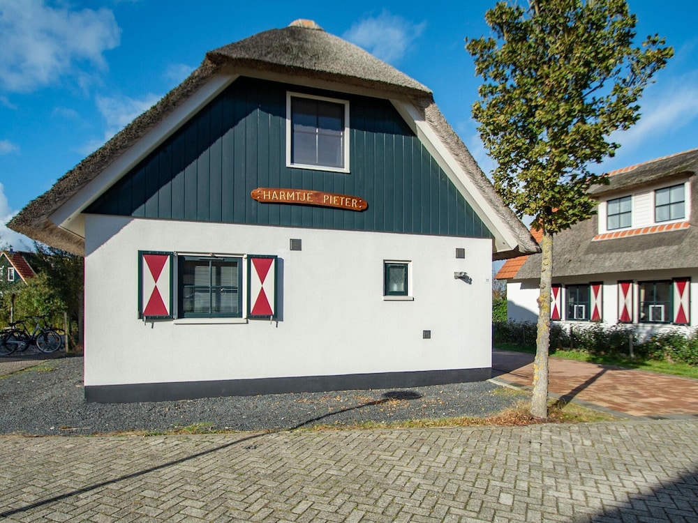 Amicable Villa With Whirlpool