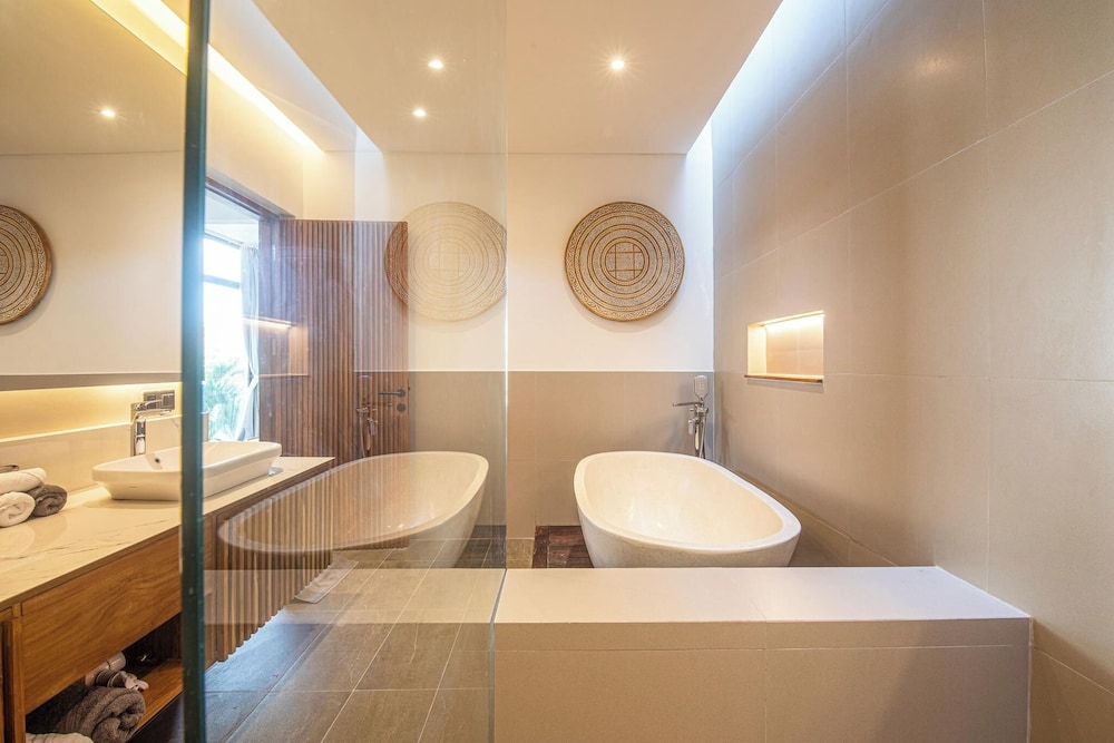 Stunning 6BR Canggu Villa 400m From the Beach