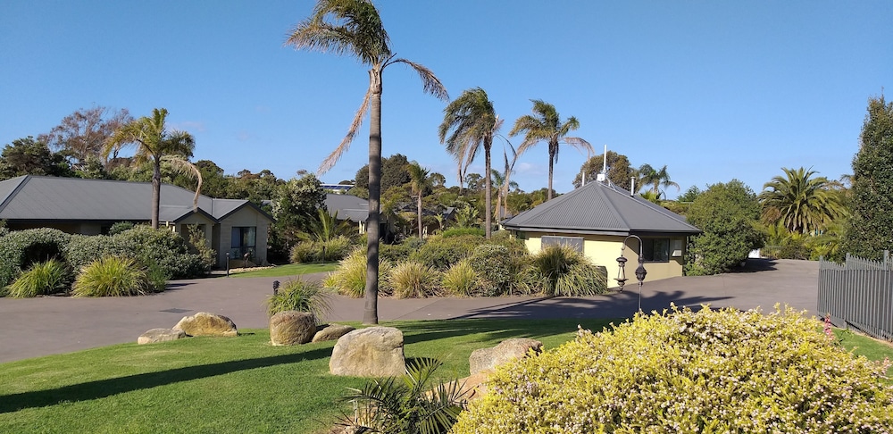Island Cove Villas