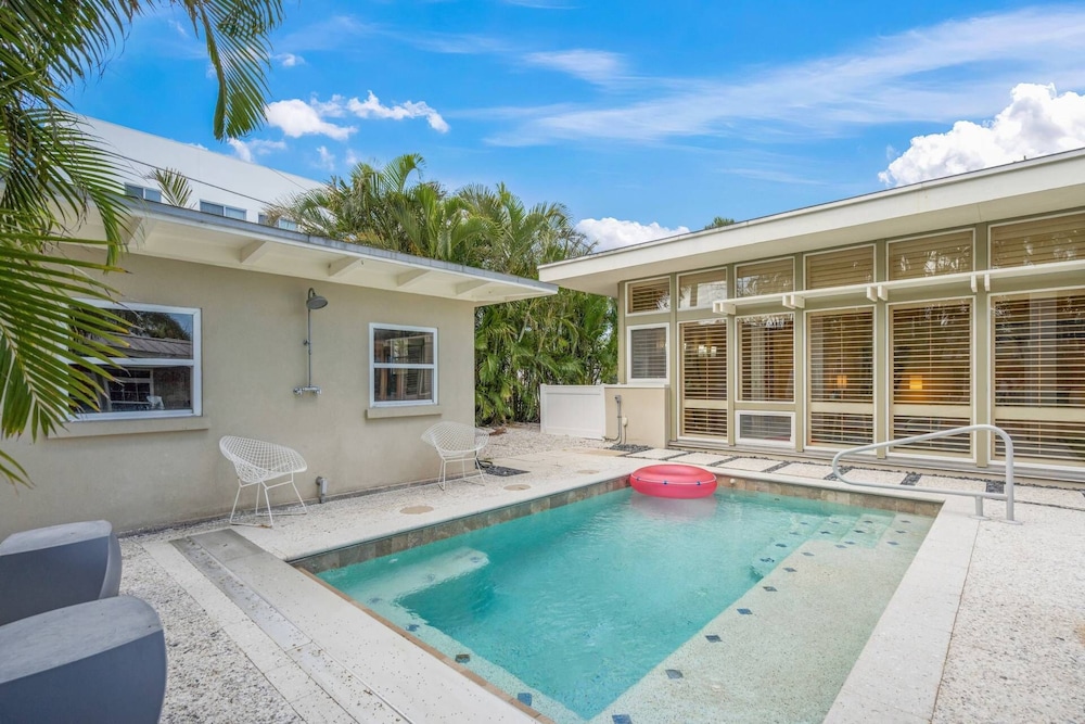 Hidden Treasure on Lido Key